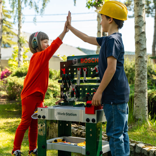 "Workstation" with screw vehicle and DIY accessories, 81 pcs.