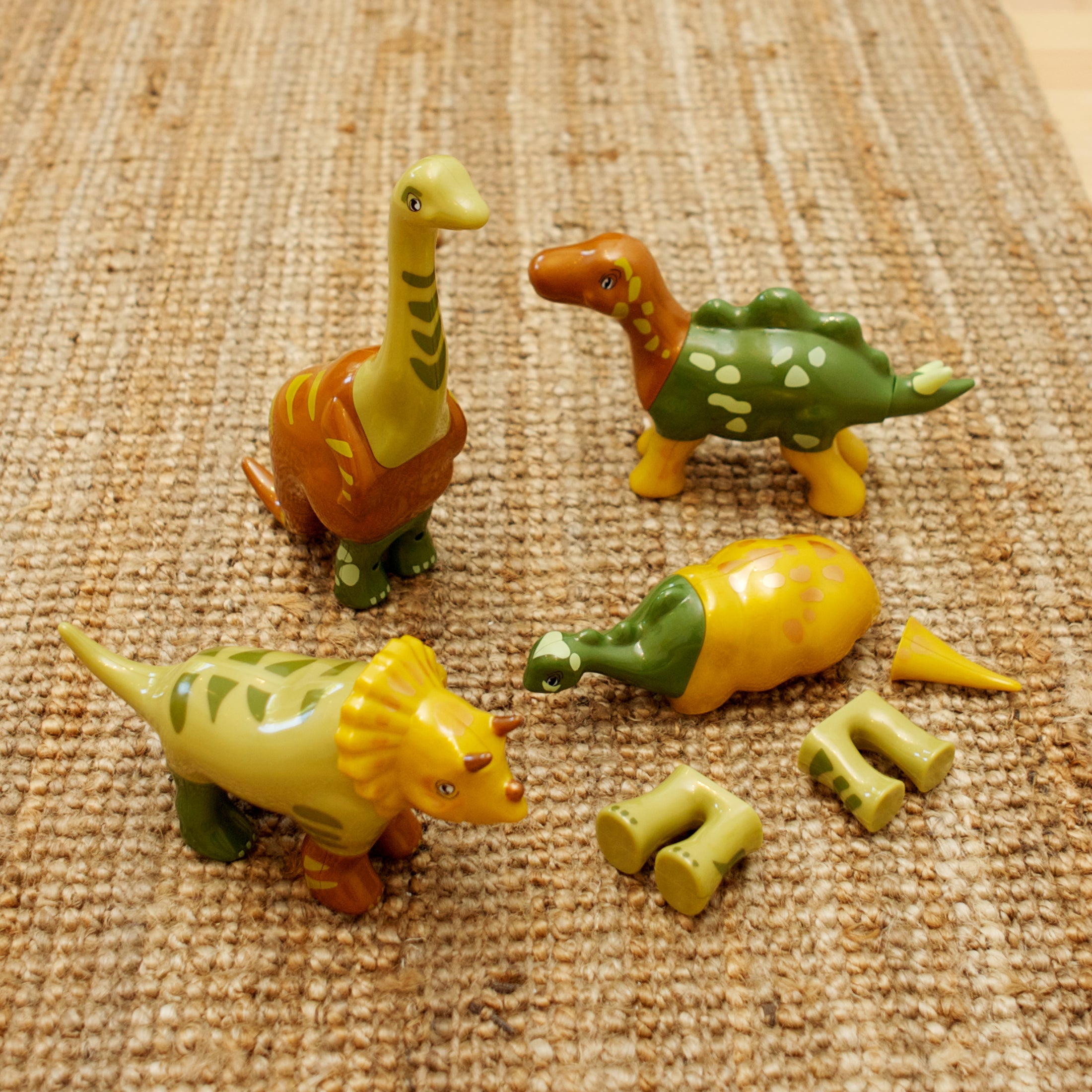 Magnet-Dino-Puzzle mit 4 Dinos