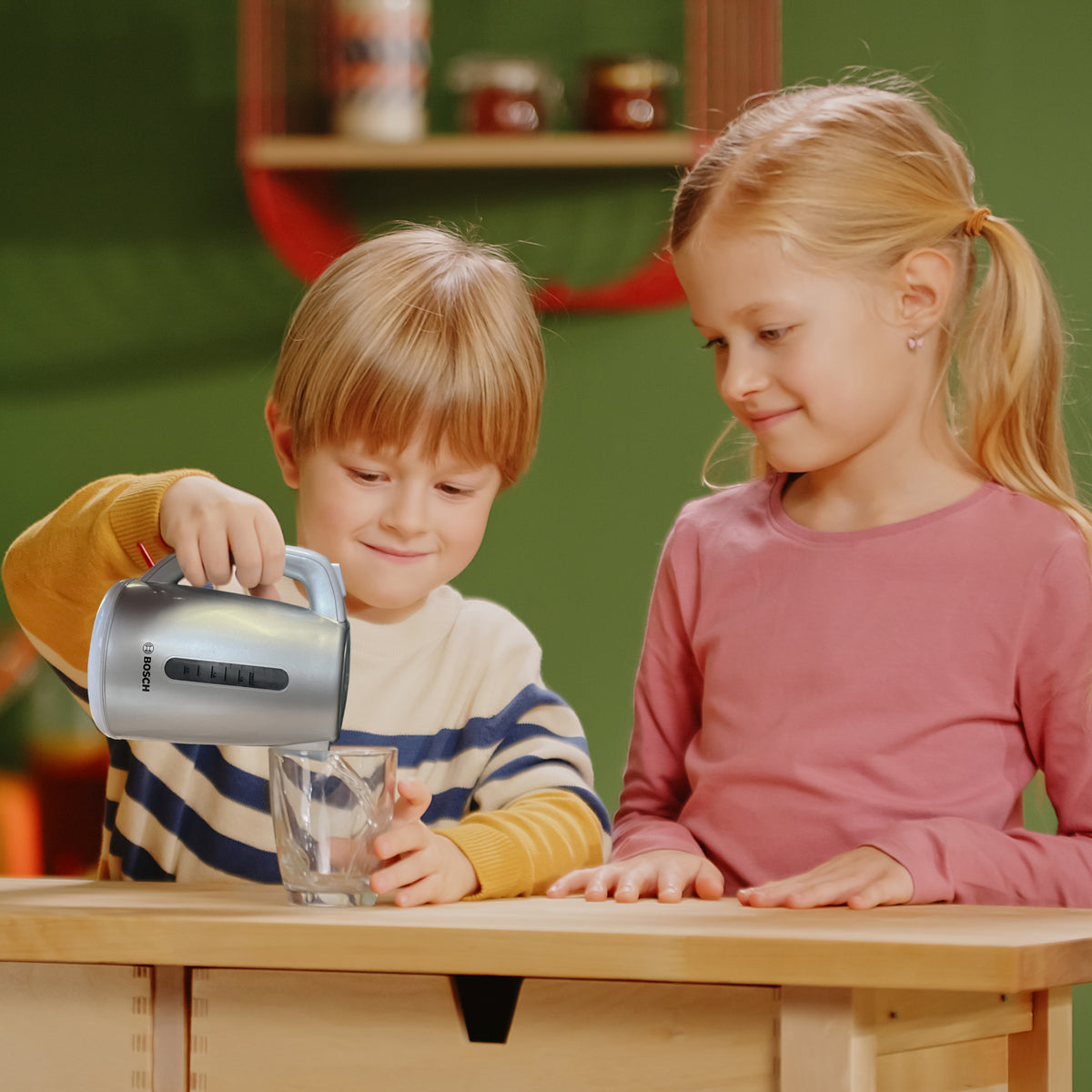 Bigjigs Toys Holz-Wasserkocher – Spielzeugküchen-Zubehör Mit Deckel, Schalter & Griff – Für Kinder Ab 3 Jahren