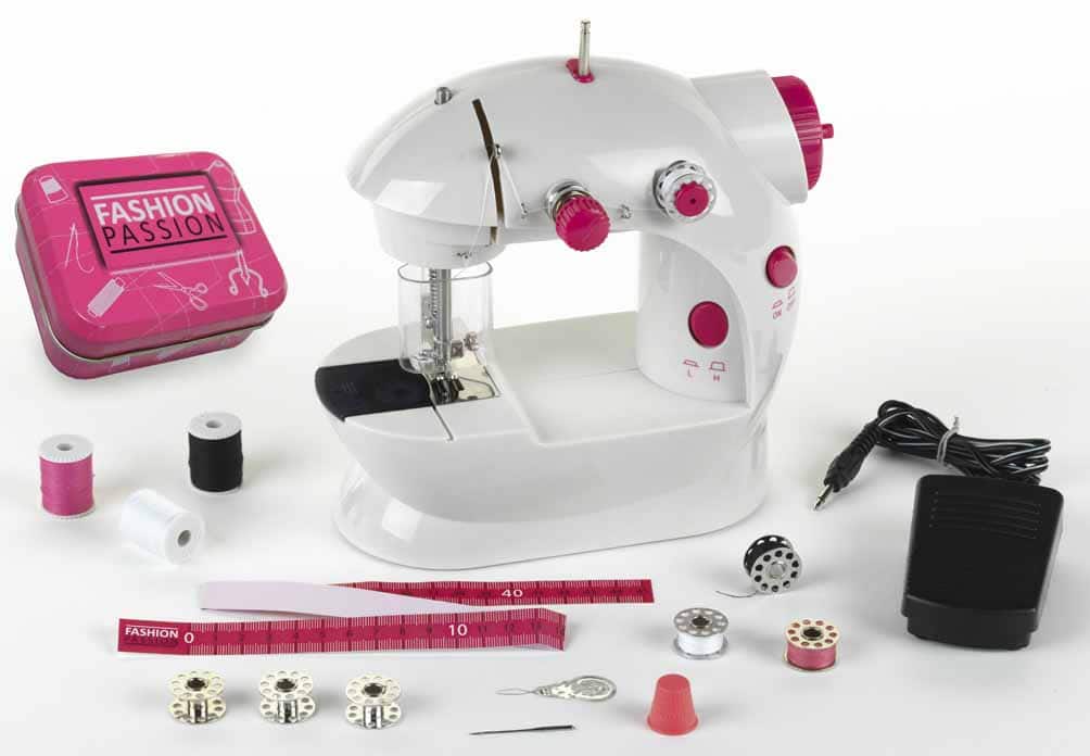 Fashion Passion Sewing Machine | Klein Toys